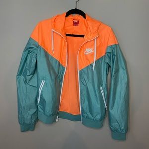NIKE WINDBREAKER reflective orange/teal. Size M